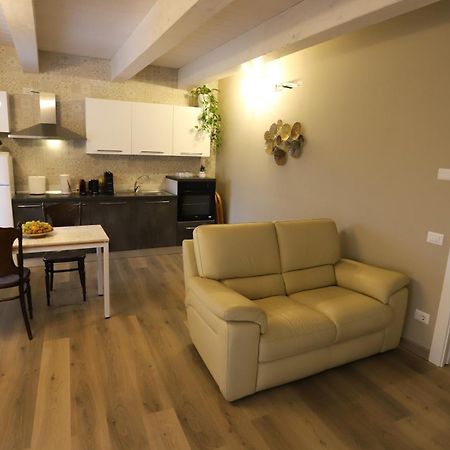 B&B 18 Gradini Cuggiono Εξωτερικό φωτογραφία